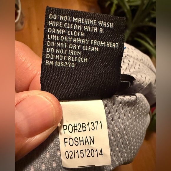 The Black Dog Childs Sz L Reflective Stripe Hooded Lined Windbreaker Unisex - Picture 3 of 6